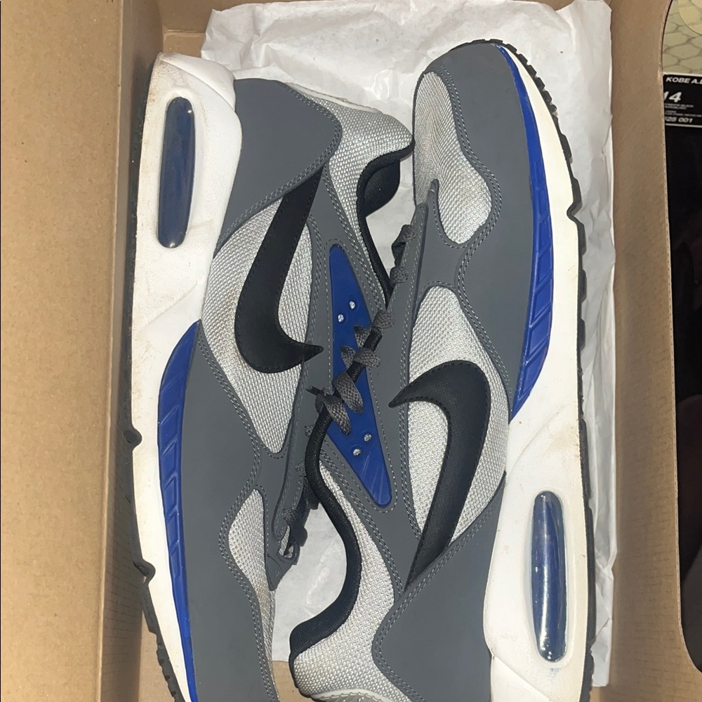 Nike Grey & Blue Retro Running Sneakers